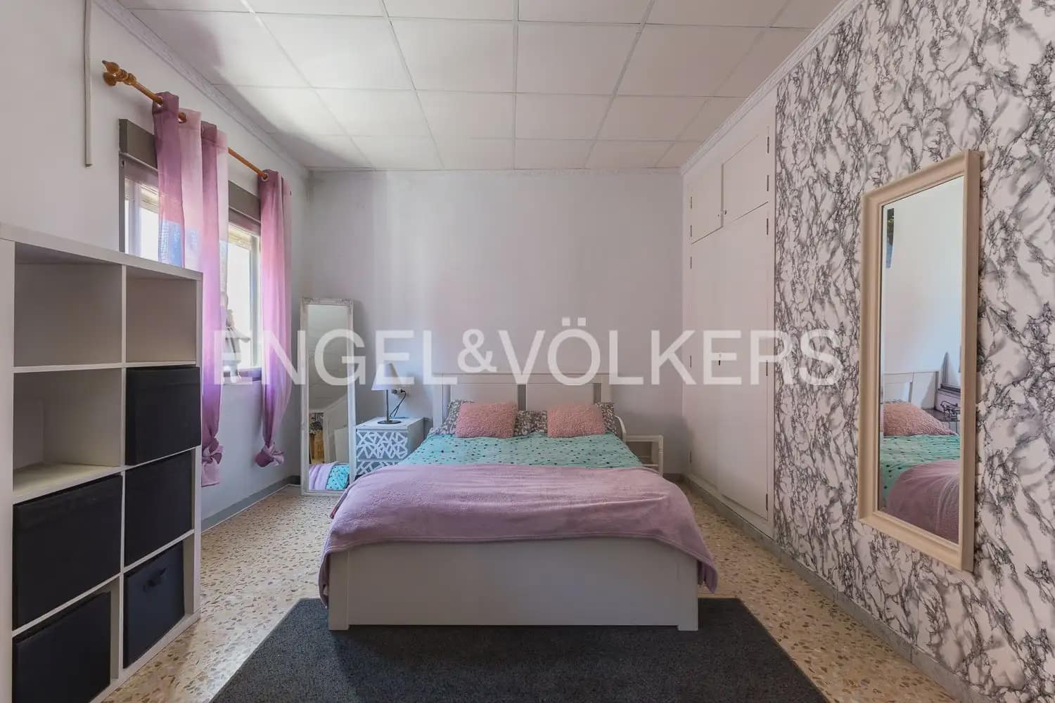4 bedroom Townhouse for sale in Jalon / Xalo - € 253,000 (Ref: 9897962)