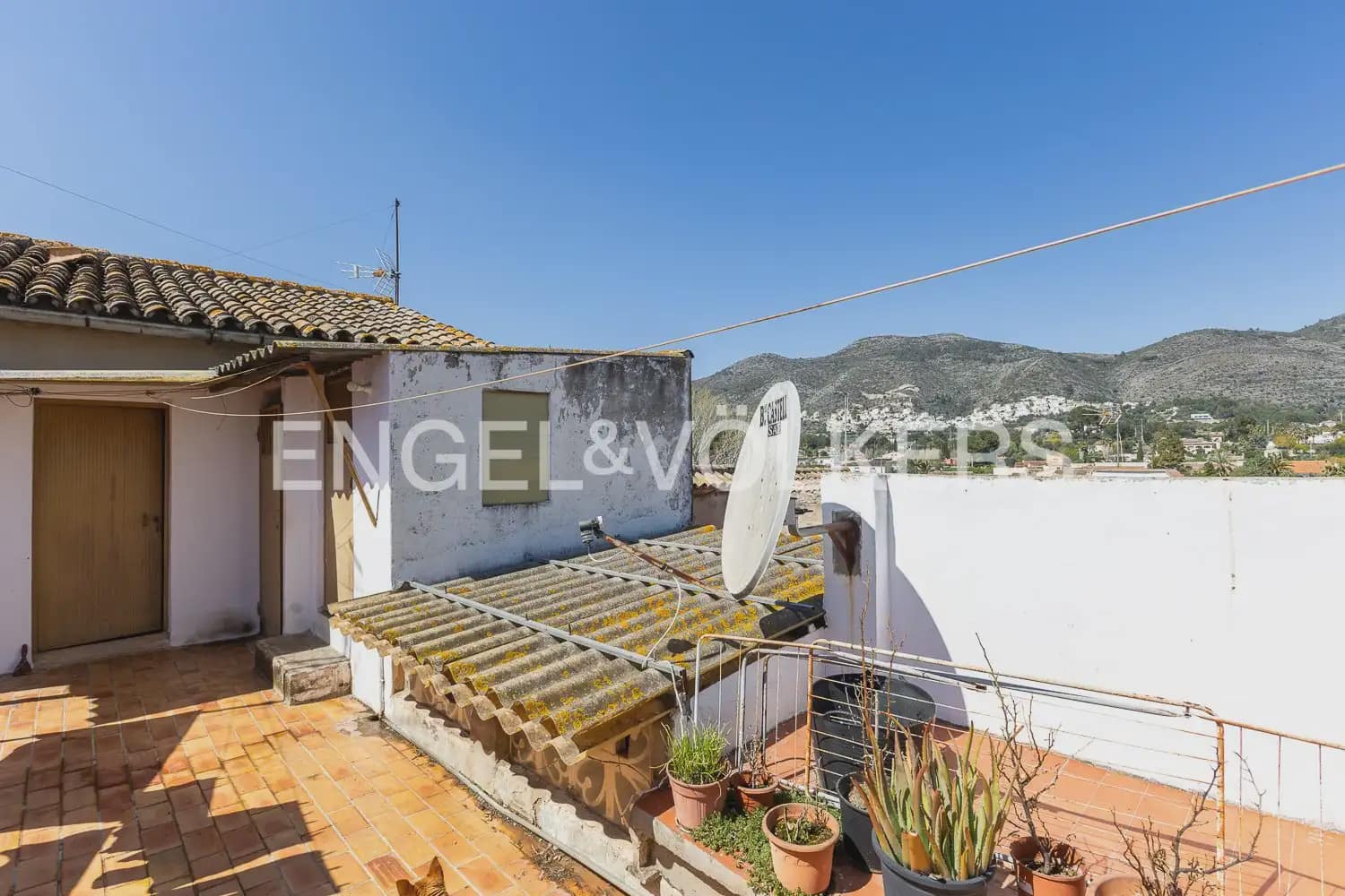 4 bedroom Townhouse for sale in Jalon / Xalo - € 253,000 (Ref: 9897962)