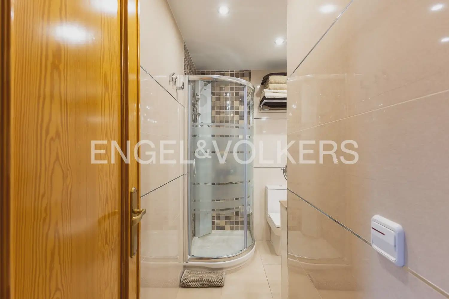 2 soveværelse Penthouse til leje i Cullera med swimmingpool garage - € 2.500 (Ref: 9897964)