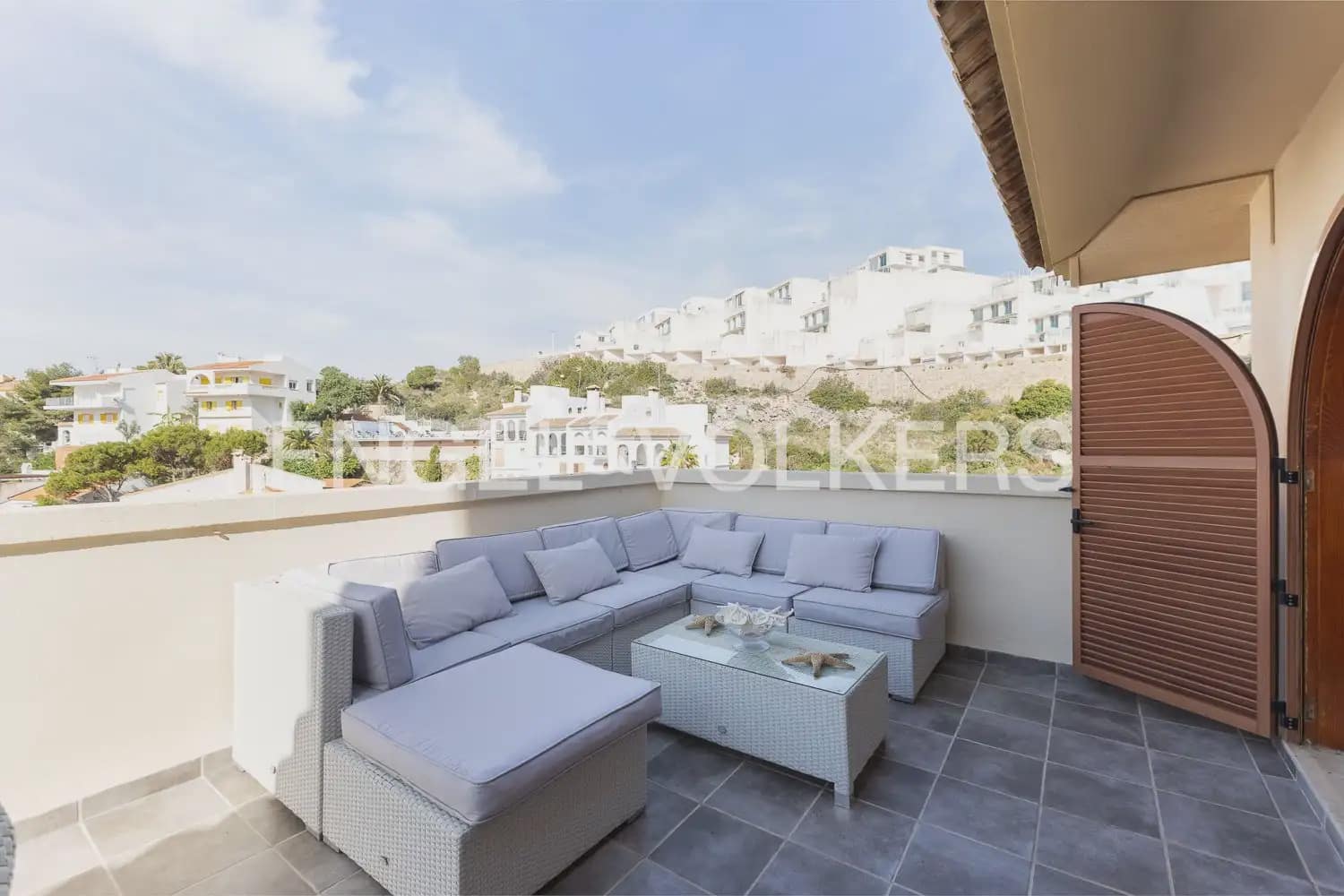 2 soveværelse Penthouse til leje i Cullera med swimmingpool garage - € 2.500 (Ref: 9897964)