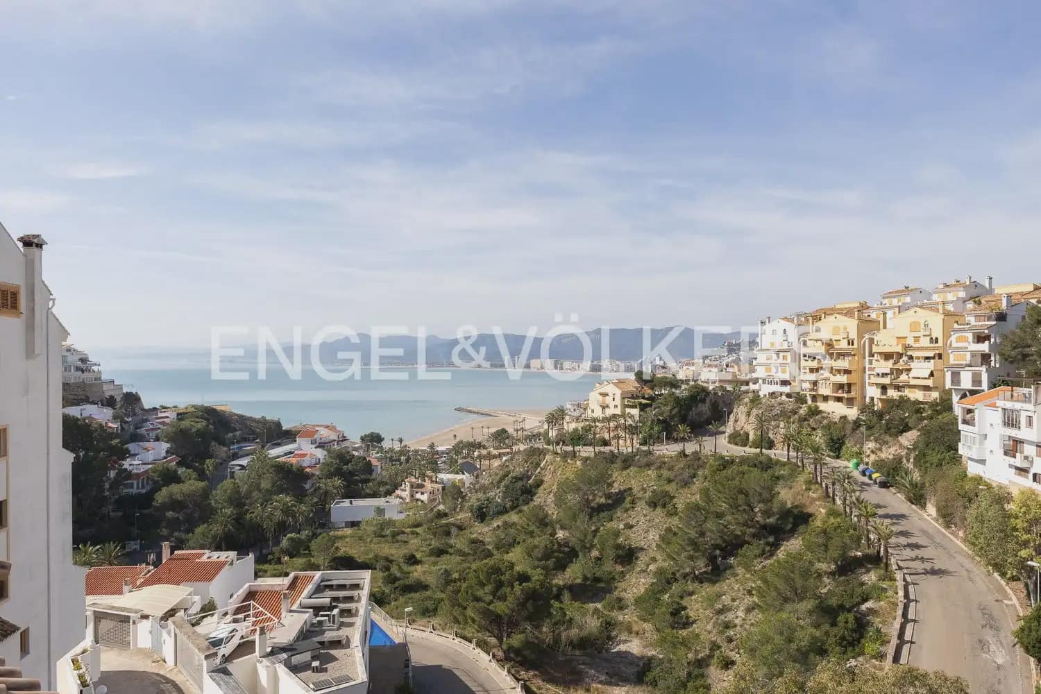 2 soveværelse Penthouse til leje i Cullera med swimmingpool garage - € 2.500 (Ref: 9897964)