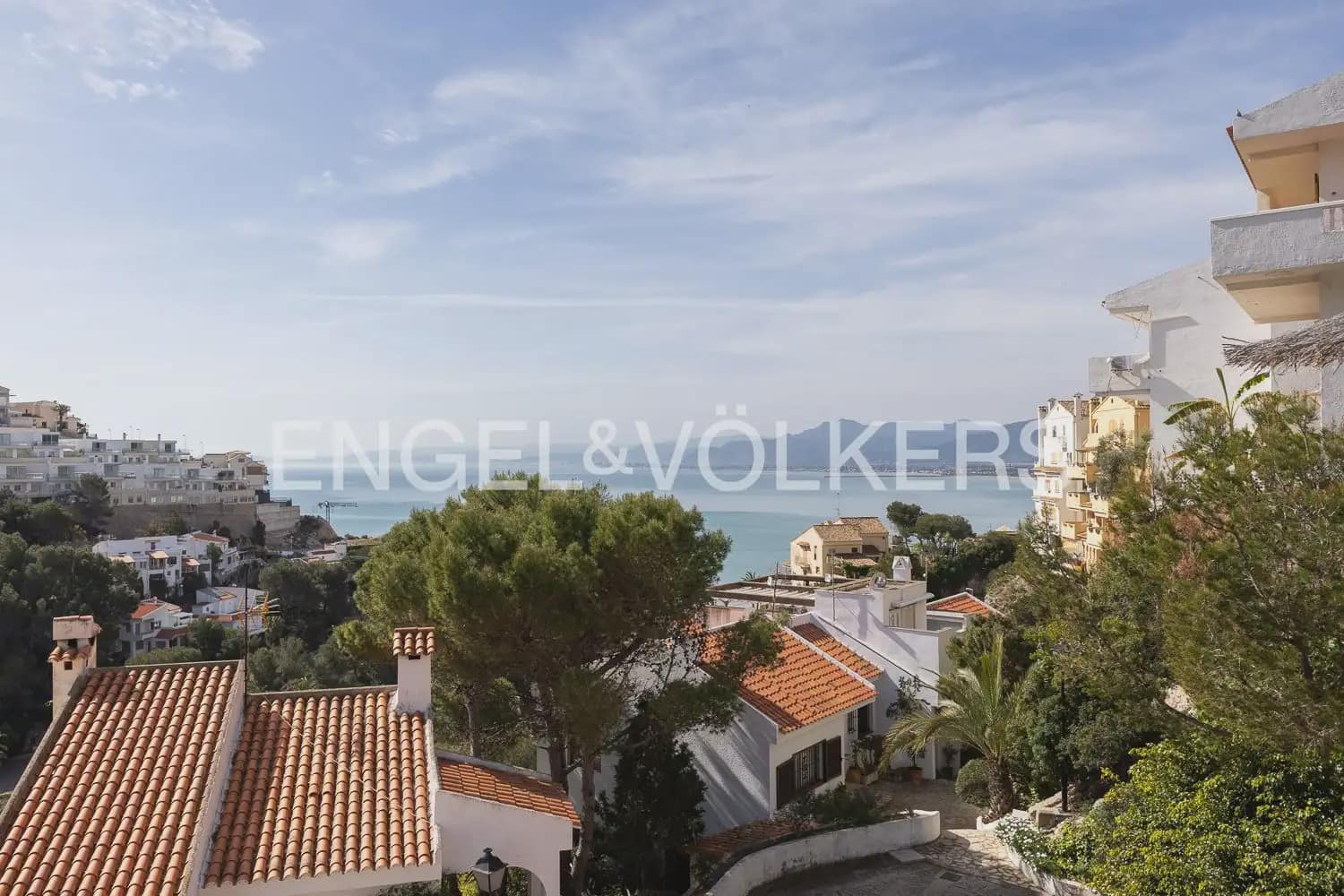 2 soveværelse Penthouse til leje i Cullera med swimmingpool garage - € 2.500 (Ref: 9897964)