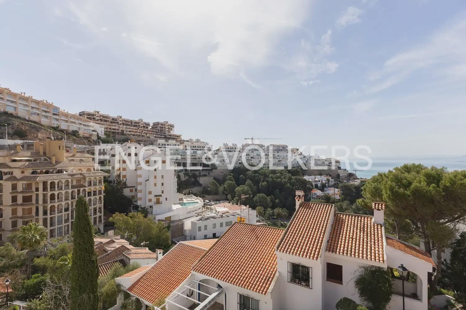 2 soveværelse Penthouse til leje i Cullera med swimmingpool garage - € 2.500 (Ref: 9897964)