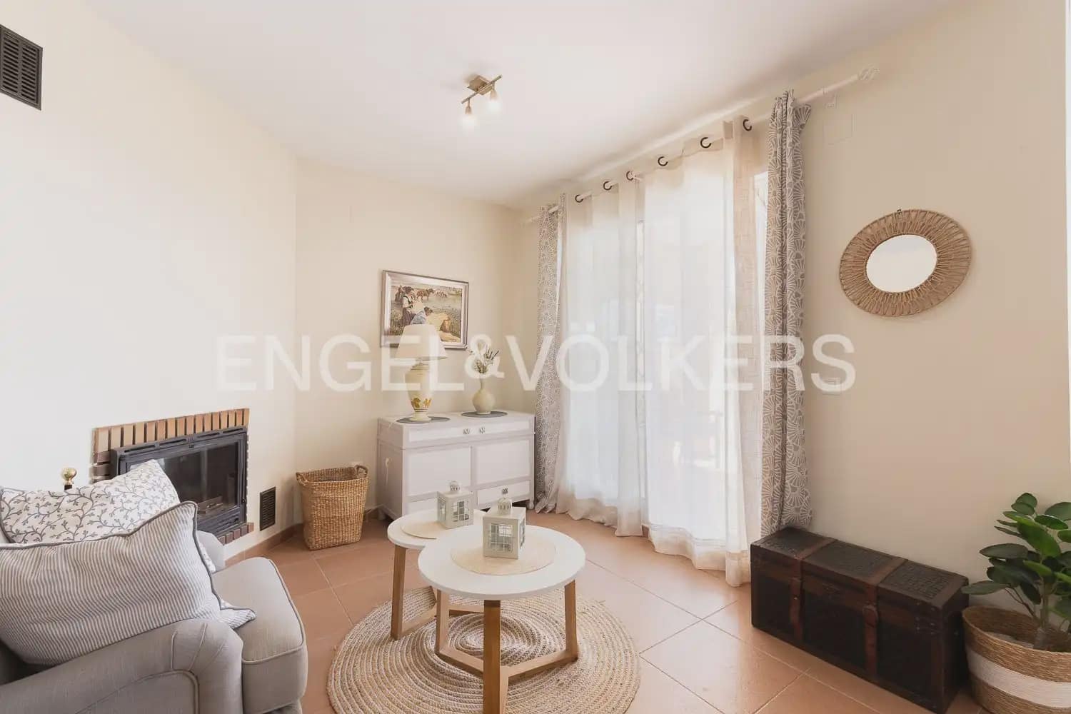 5 bedroom Townhouse for sale in Naquera with pool garage - € 350,000 (Ref: 9897965)