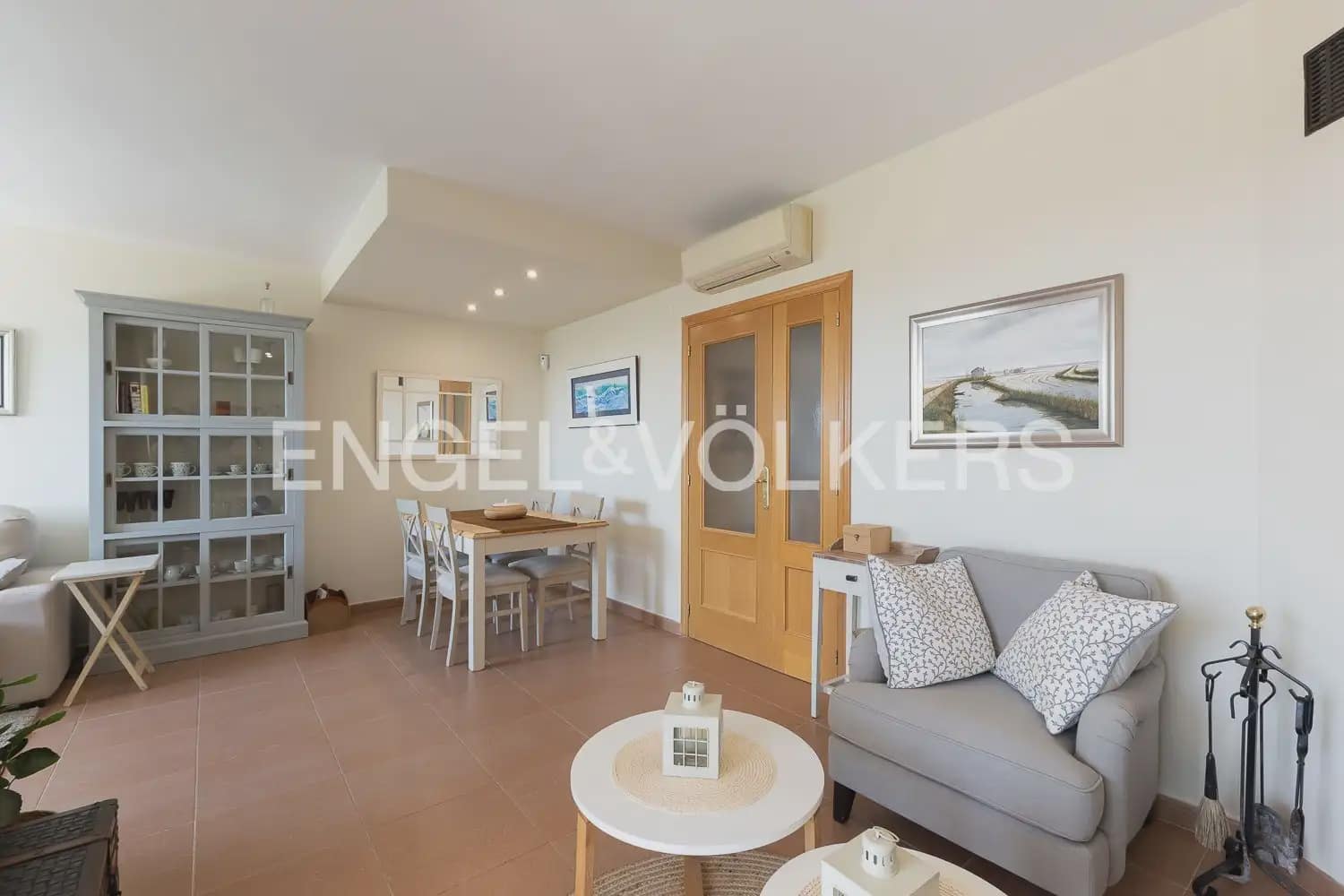5 bedroom Townhouse for sale in Naquera with pool garage - € 350,000 (Ref: 9897965)