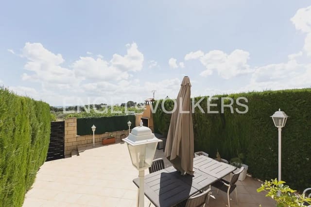 5 bedroom Townhouse for sale in Náquera with pool garage - € 350,000 (Ref: 9897965)