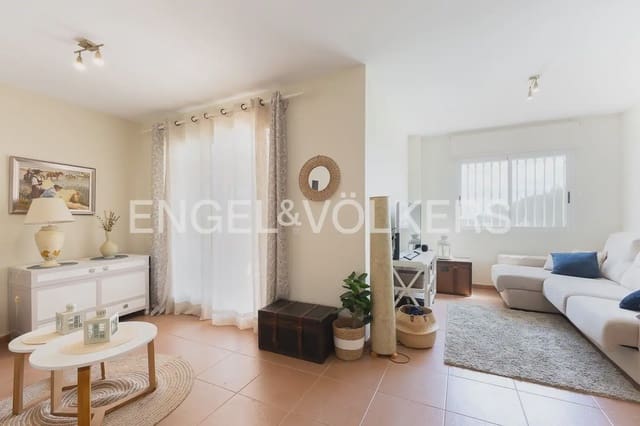 5 bedroom Townhouse for sale in Náquera with pool garage - € 350,000 (Ref: 9897965)