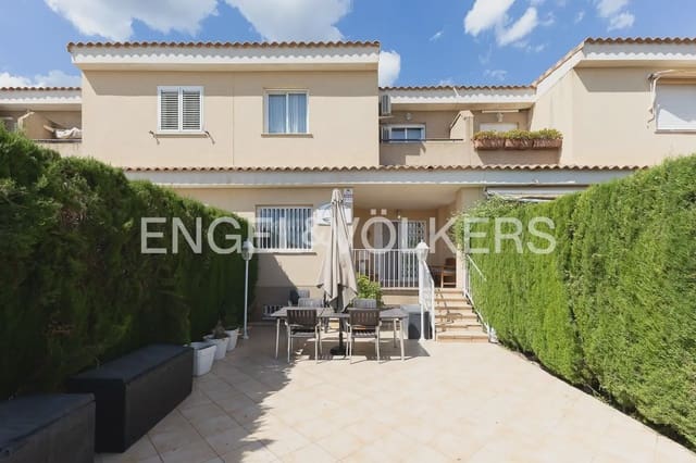 5 bedroom Townhouse for sale in Náquera with pool garage - € 350,000 (Ref: 9897965)