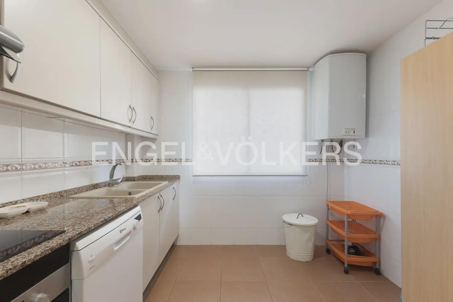 5 bedroom Townhouse for sale in Naquera with pool garage - € 350,000 (Ref: 9897965)