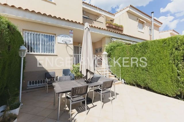 5 bedroom Townhouse for sale in Náquera with pool garage - € 350,000 (Ref: 9897965)