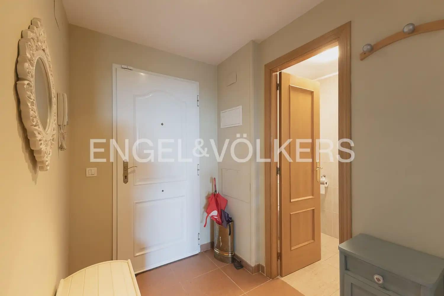 5 bedroom Townhouse for sale in Naquera with pool garage - € 350,000 (Ref: 9897965)