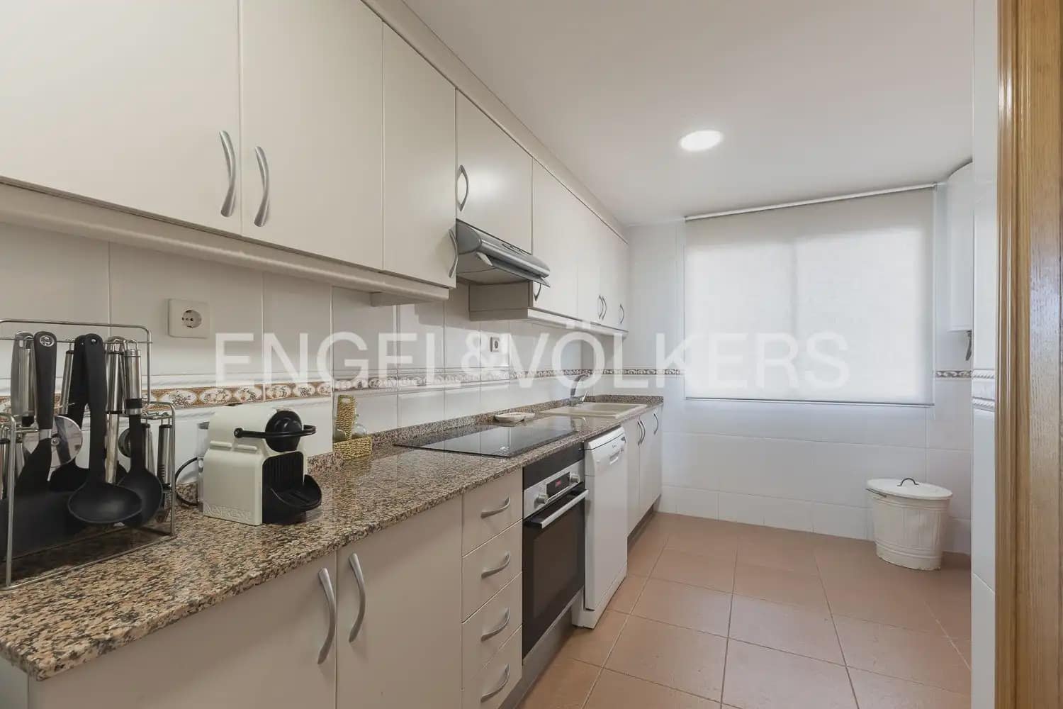 5 bedroom Townhouse for sale in Naquera with pool garage - € 350,000 (Ref: 9897965)