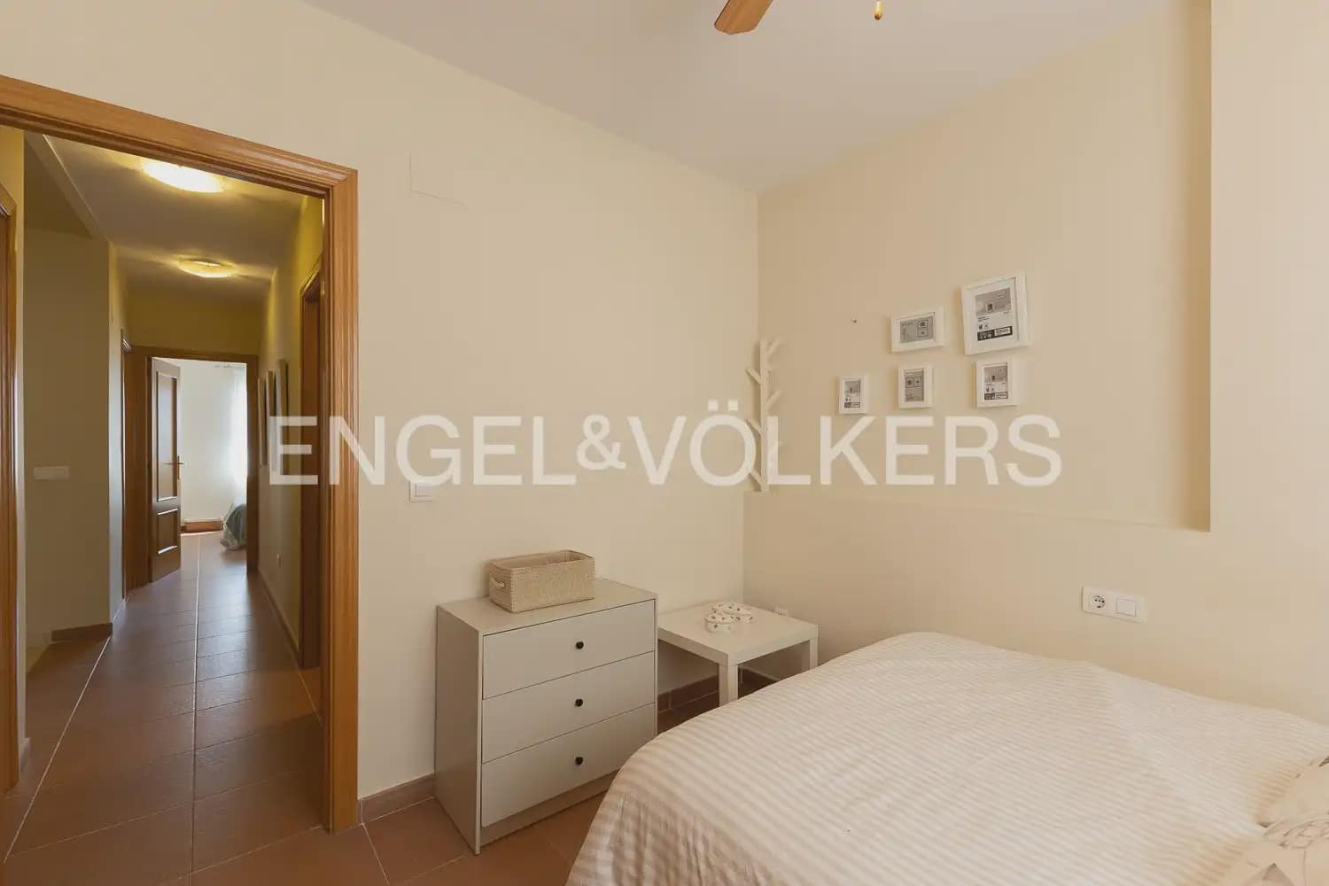 5 bedroom Townhouse for sale in Naquera with pool garage - € 350,000 (Ref: 9897965)