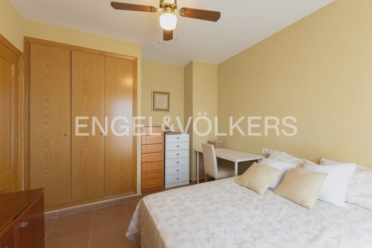 5 bedroom Townhouse for sale in Naquera with pool garage - € 350,000 (Ref: 9897965)