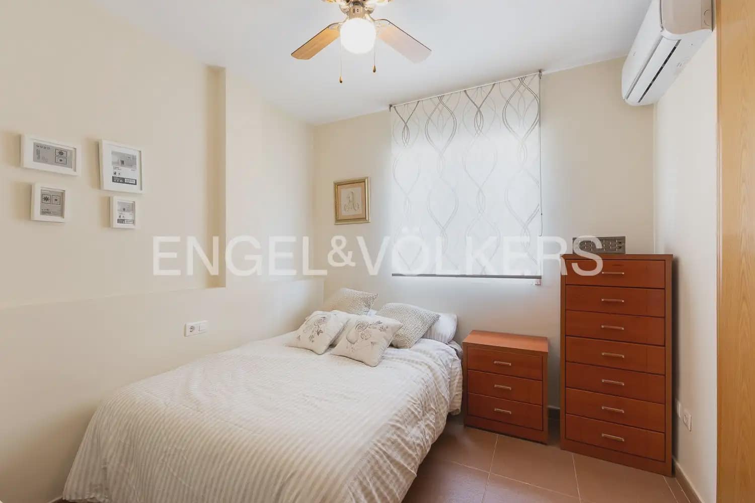 5 bedroom Townhouse for sale in Naquera with pool garage - € 350,000 (Ref: 9897965)