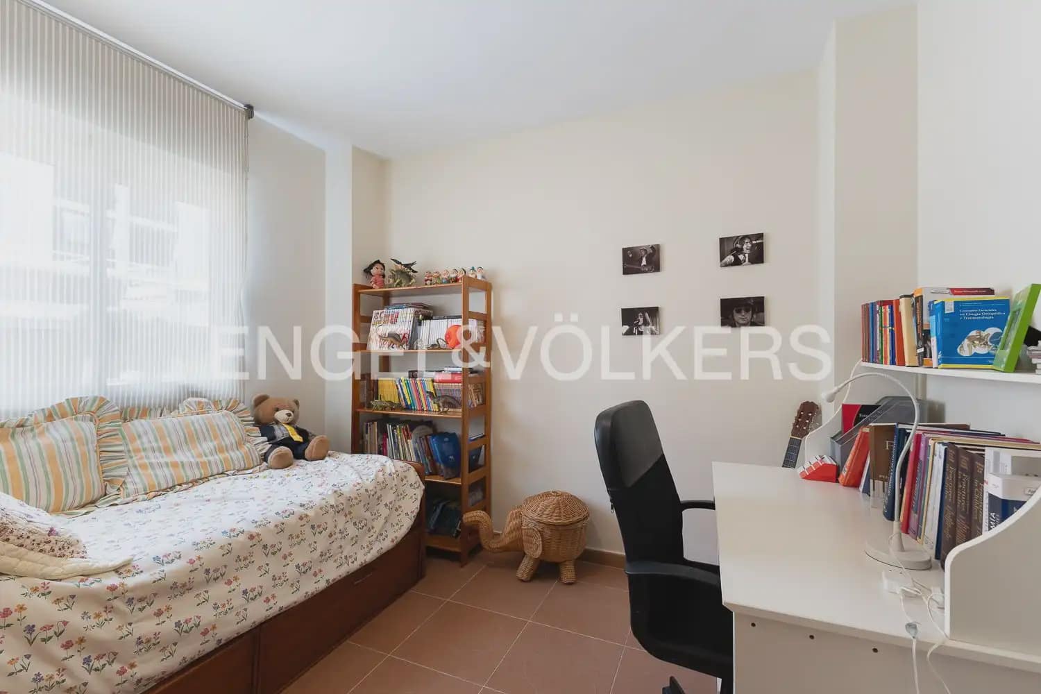 5 bedroom Townhouse for sale in Naquera with pool garage - € 350,000 (Ref: 9897965)