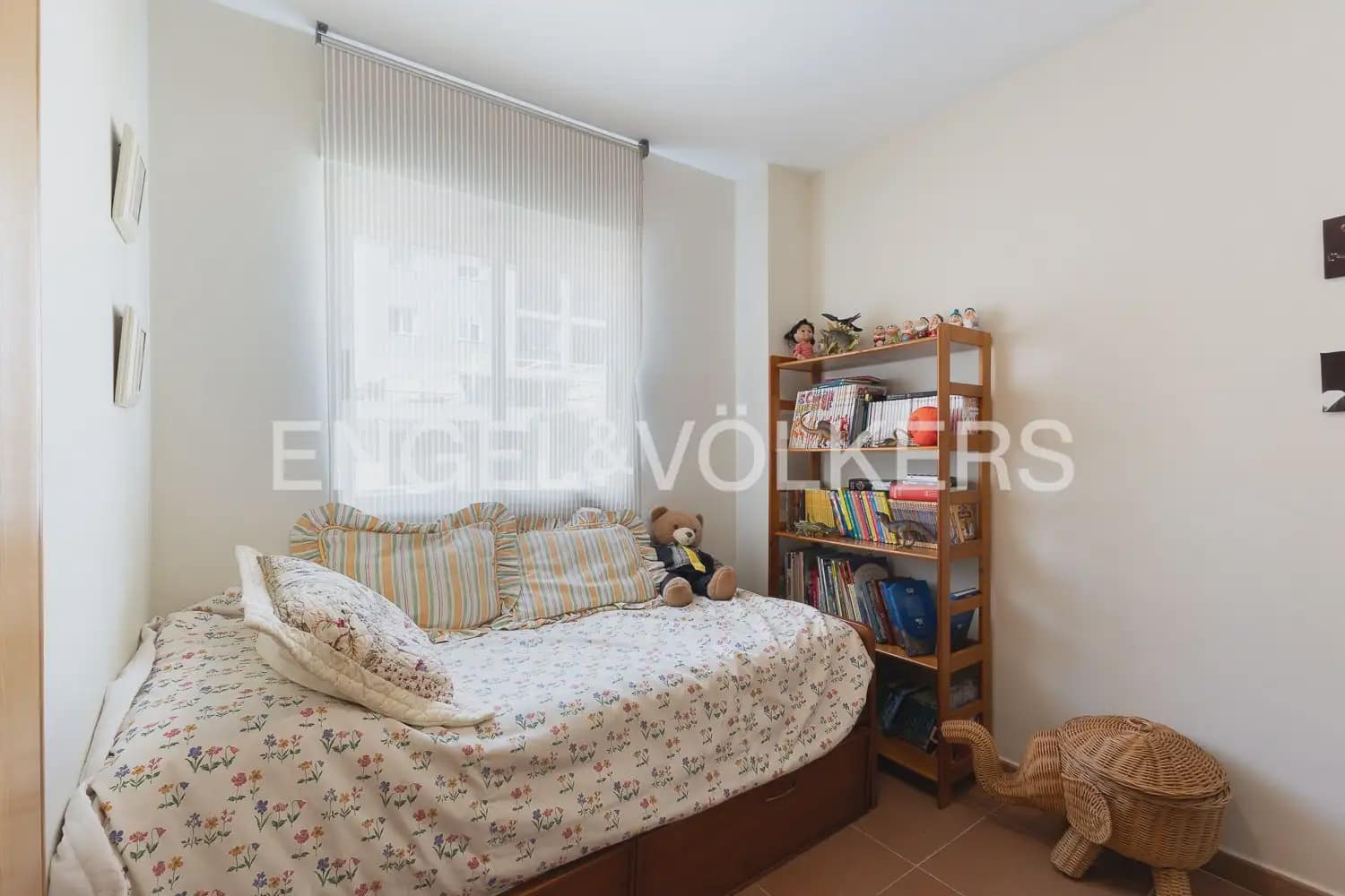 5 bedroom Townhouse for sale in Naquera with pool garage - € 350,000 (Ref: 9897965)