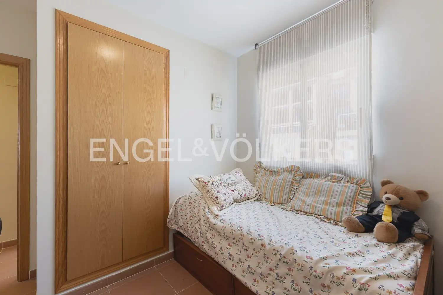 5 bedroom Townhouse for sale in Naquera with pool garage - € 350,000 (Ref: 9897965)