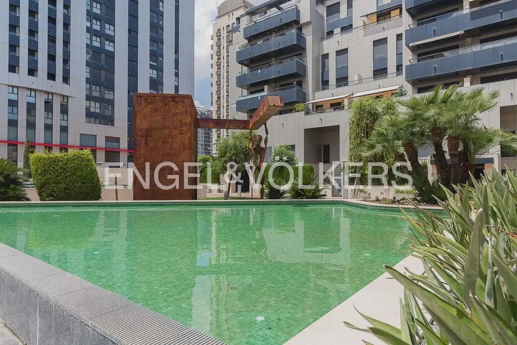 3 sovrum Takvåning till salu i Valencia stad med pool garage - 1 500 000 € (Ref: 9897966)