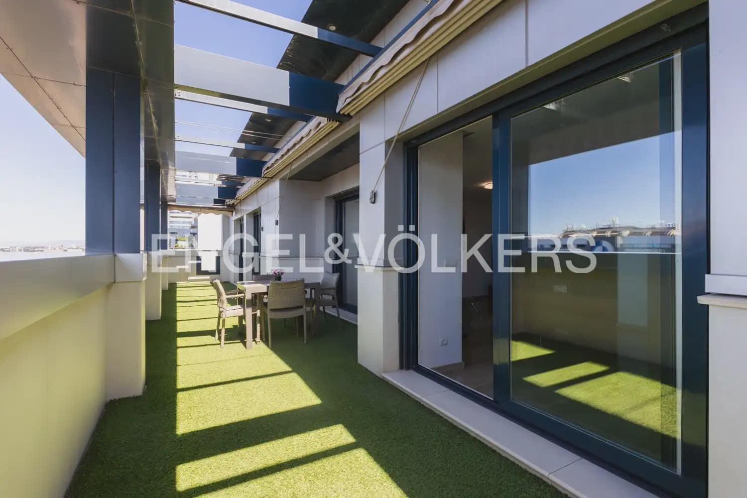 3 sovrum Takvåning till salu i Valencia stad med pool garage - 1 500 000 € (Ref: 9897966)