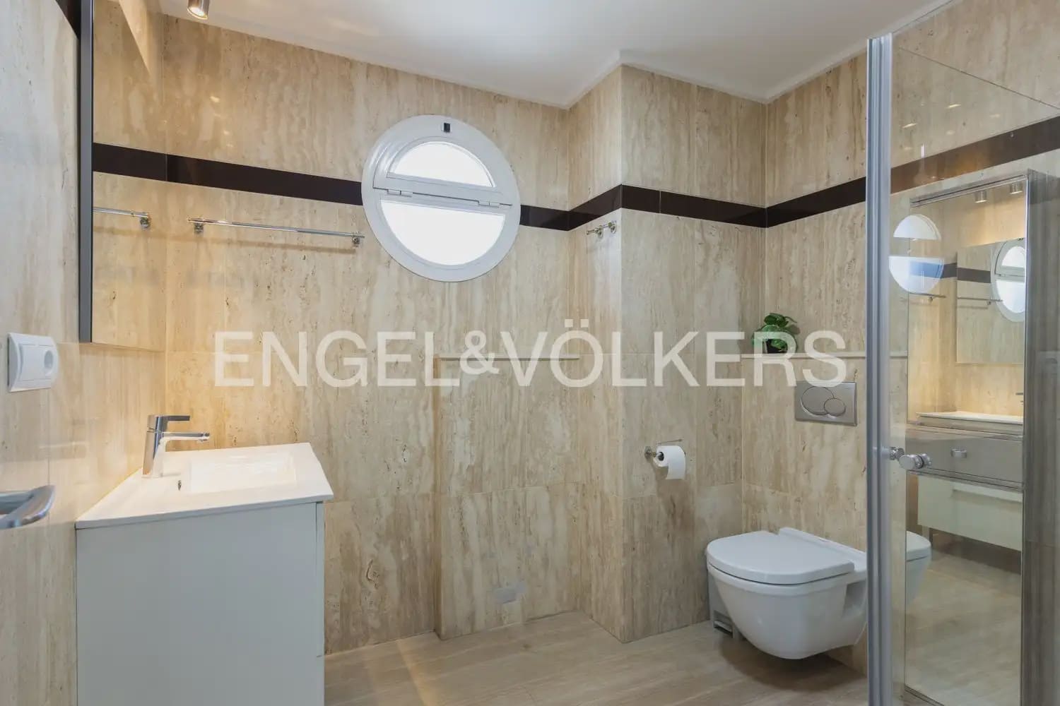 3 sovrum Takvåning till salu i Valencia stad med pool garage - 1 500 000 € (Ref: 9897966)