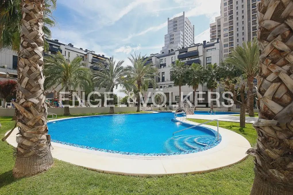 3 sovrum Takvåning till salu i Valencia stad med pool garage - 1 500 000 € (Ref: 9897966)