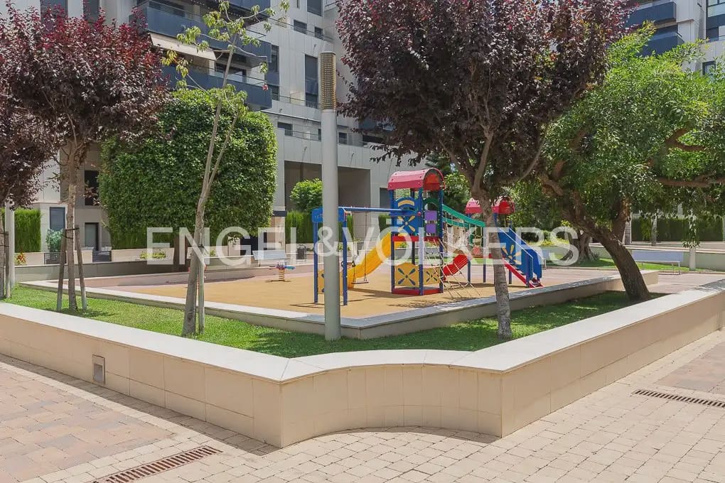 3 sovrum Takvåning till salu i Valencia stad med pool garage - 1 500 000 € (Ref: 9897966)