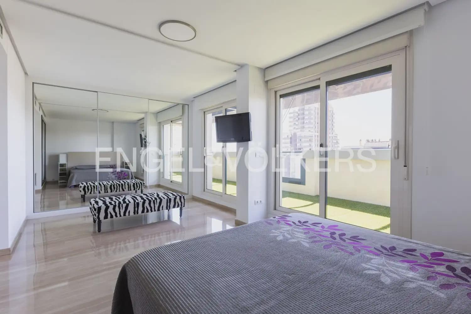 3 sovrum Takvåning till salu i Valencia stad med pool garage - 1 500 000 € (Ref: 9897966)