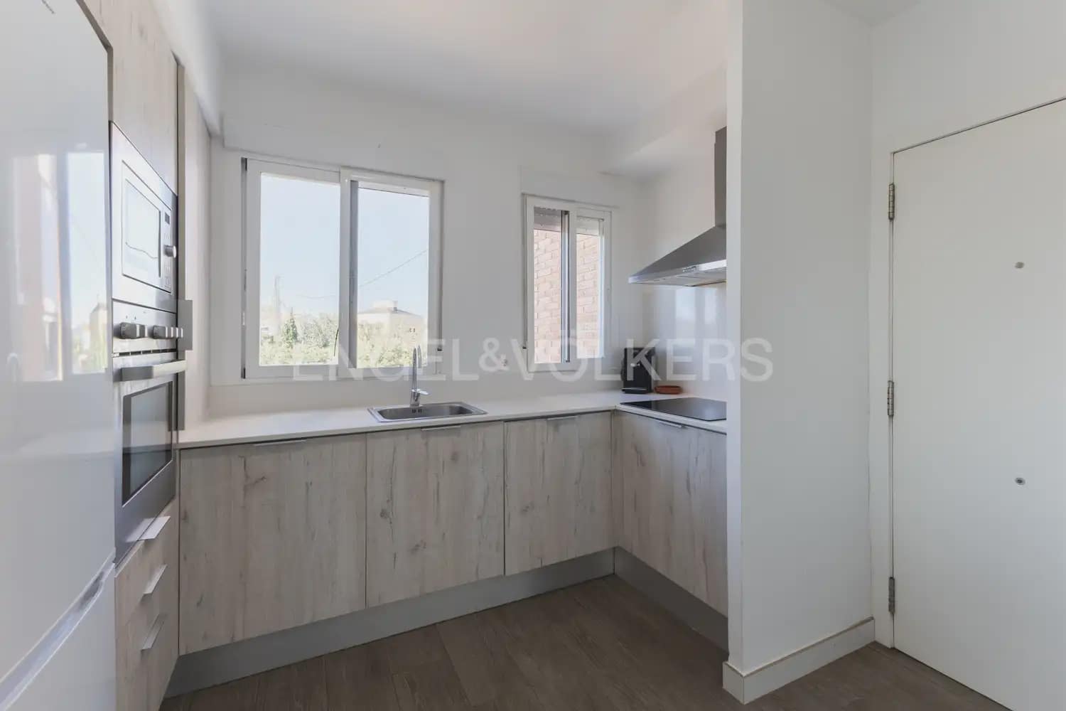 2 bedroom Apartment for sale in Sagunto / Sagunt - € 230,000 (Ref: 9897967)