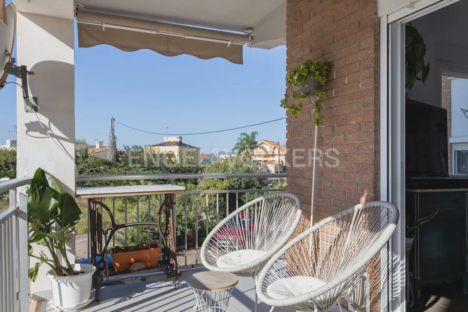 2 bedroom Apartment for sale in Sagunto / Sagunt - € 230,000 (Ref: 9897967)