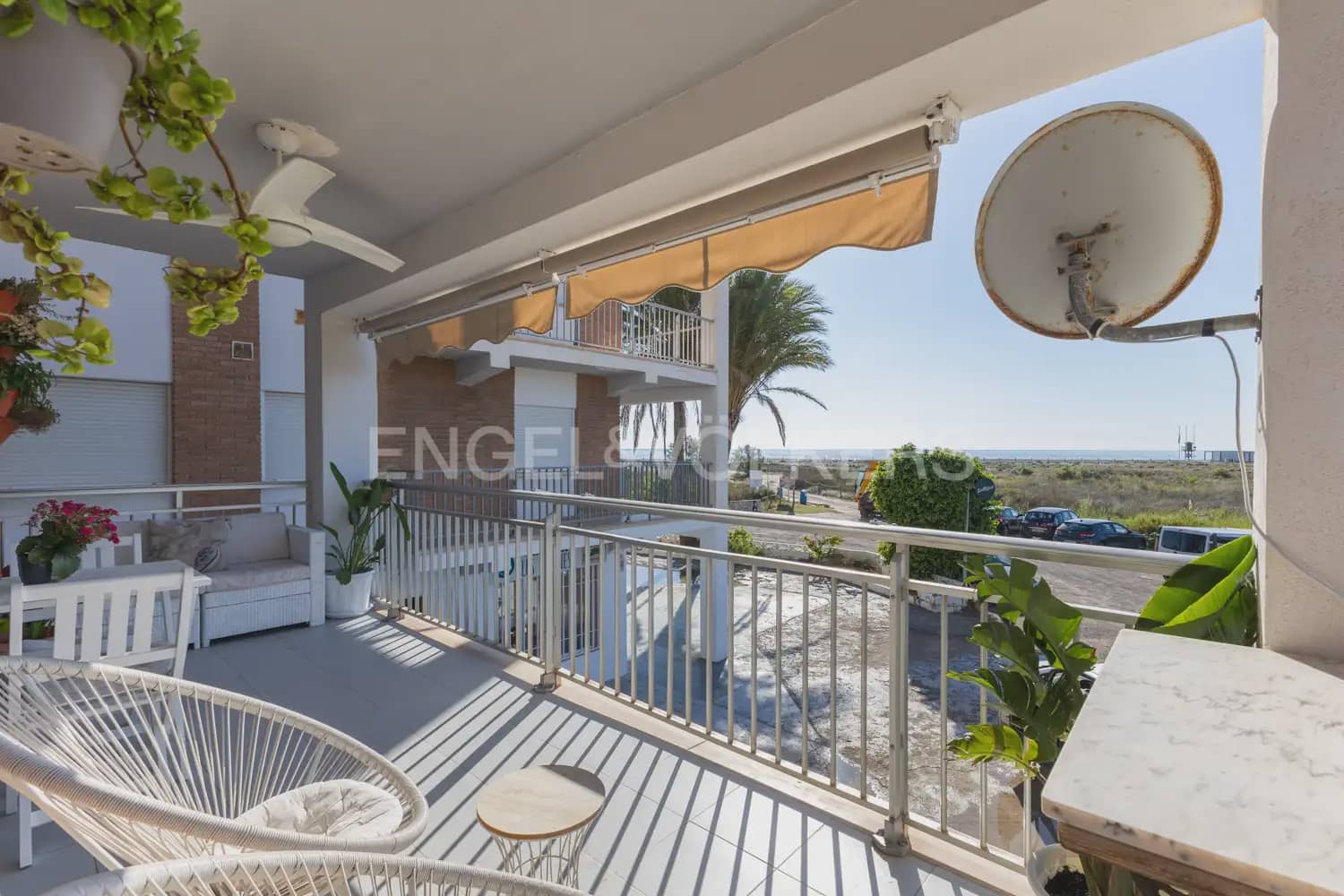 2 bedroom Apartment for sale in Sagunto / Sagunt - € 230,000 (Ref: 9897967)