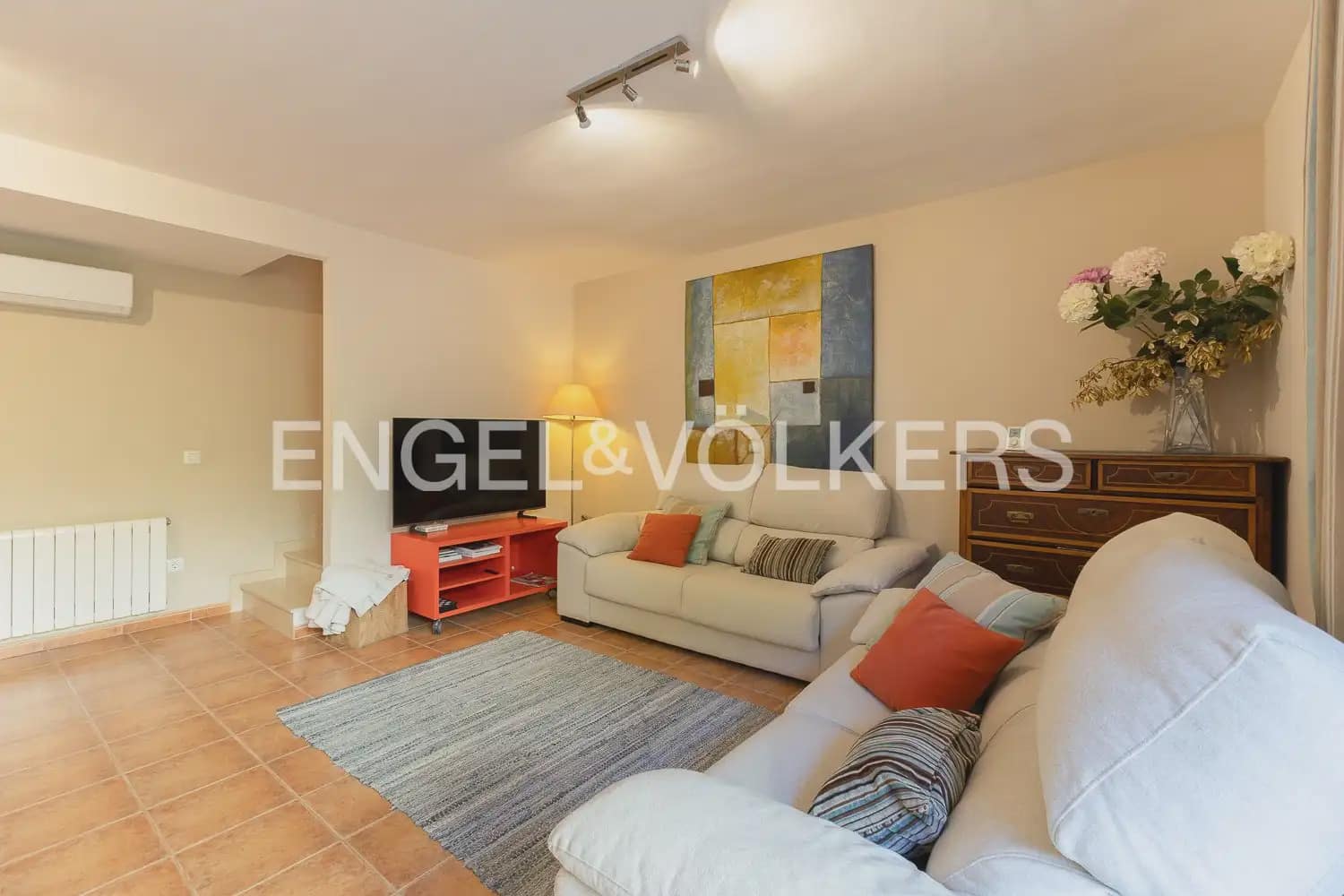 3 soveværelse Byhus til leje i Naquera med swimmingpool garage - € 1.300 (Ref: 9897970)