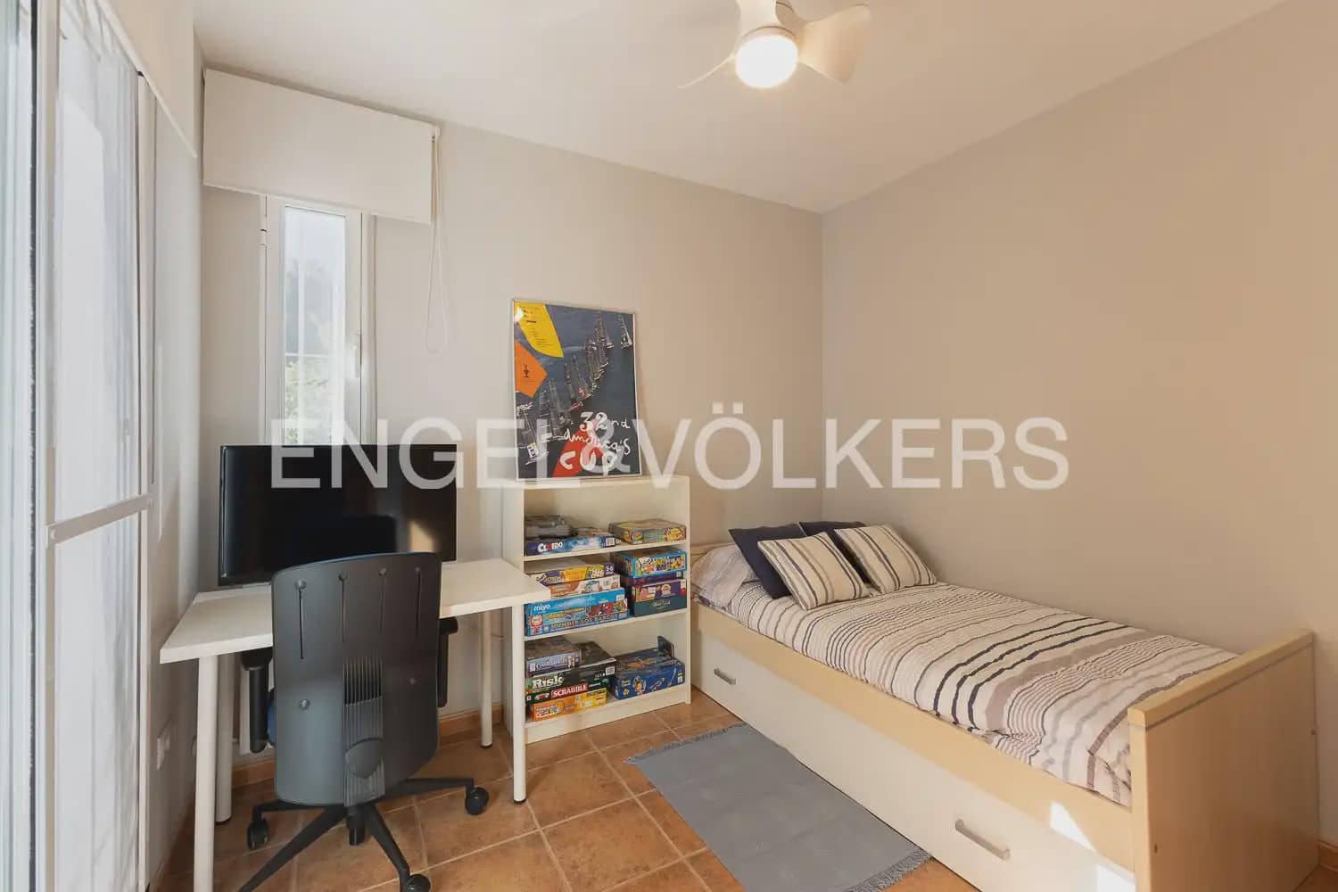 3 soveværelse Byhus til leje i Naquera med swimmingpool garage - € 1.300 (Ref: 9897970)