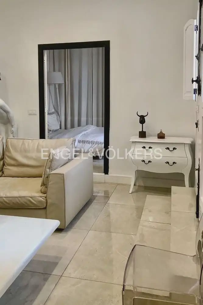 3 bedroom Townhouse for sale in Gilet with pool - € 280,000 (Ref: 9897971)