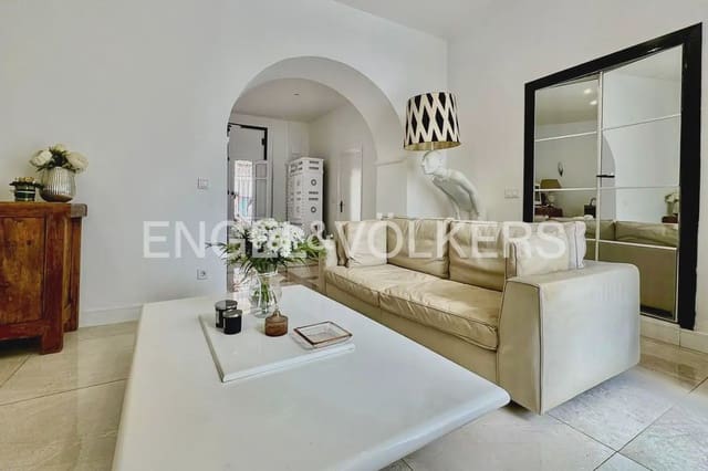 3 bedroom Townhouse for sale in Gilet - € 280,000 (Ref: 9897971)