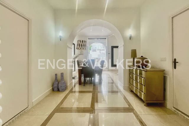 3 quarto Casa em Banda para venda em Gilet com piscina - 280 000 € (Ref: 9897971)