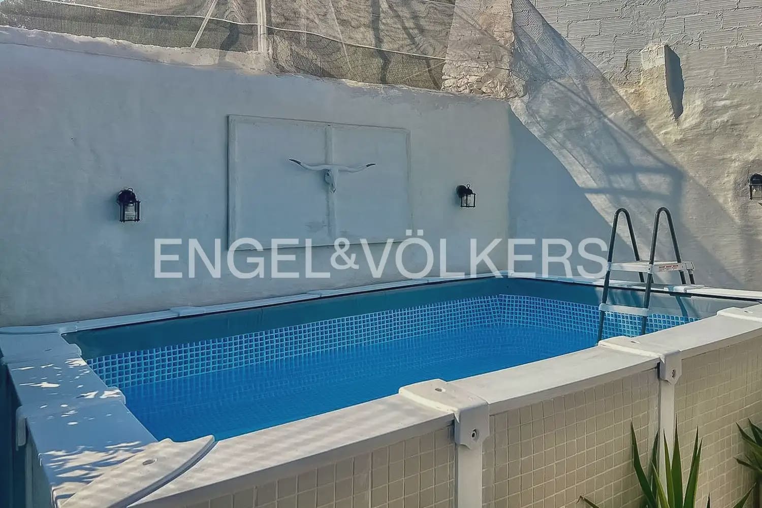3 soverom Hus til salgs i Gilet med svømmebasseng - € 280 000 (Ref: 9897971)