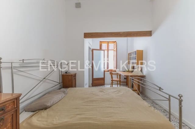 7 quarto Casa em Banda para venda em En Corts, Valência cidade - 795 000 € (Ref: 9897972)