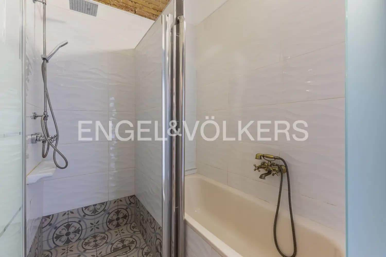 7 sovrum Hus till salu i Valencia stad - 795 000 € (Ref: 9897972)