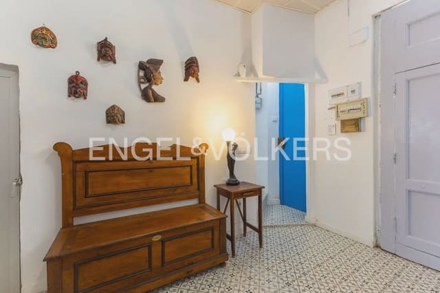7 quarto Casa em Banda para venda em En Corts, Valência cidade - 795 000 € (Ref: 9897972)