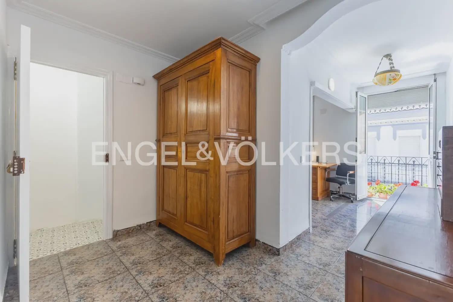 7 sovrum Hus till salu i Valencia stad - 795 000 € (Ref: 9897972)