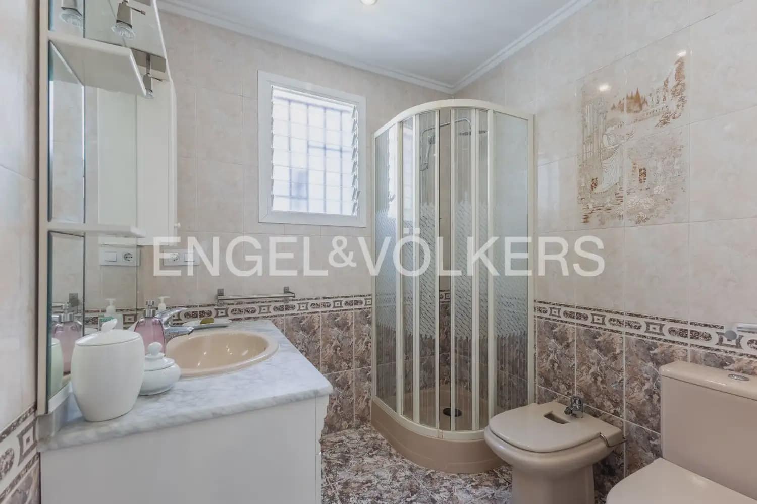 7 sovrum Hus till salu i Valencia stad - 795 000 € (Ref: 9897972)