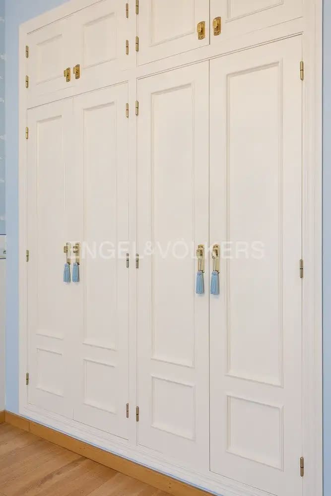 4 chambre Maison de Ville à vendre à Valence ville avec garage - 990 000 € (Ref: 9897973)