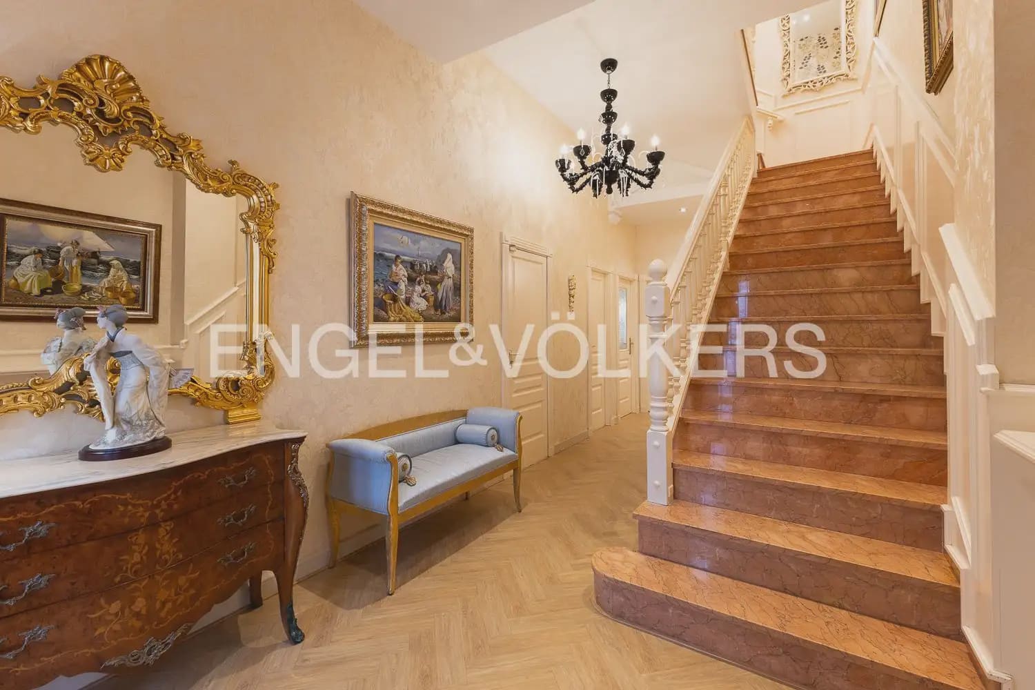4 chambre Maison de Ville à vendre à Valence ville avec garage - 990 000 € (Ref: 9897973)
