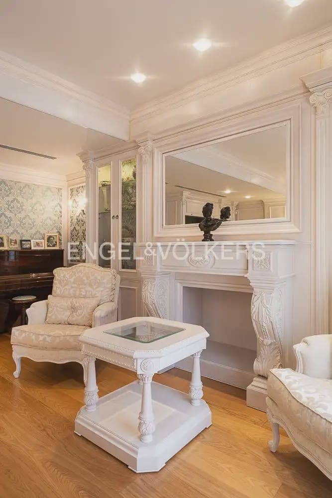 4 chambre Maison de Ville à vendre à Valence ville avec garage - 990 000 € (Ref: 9897973)