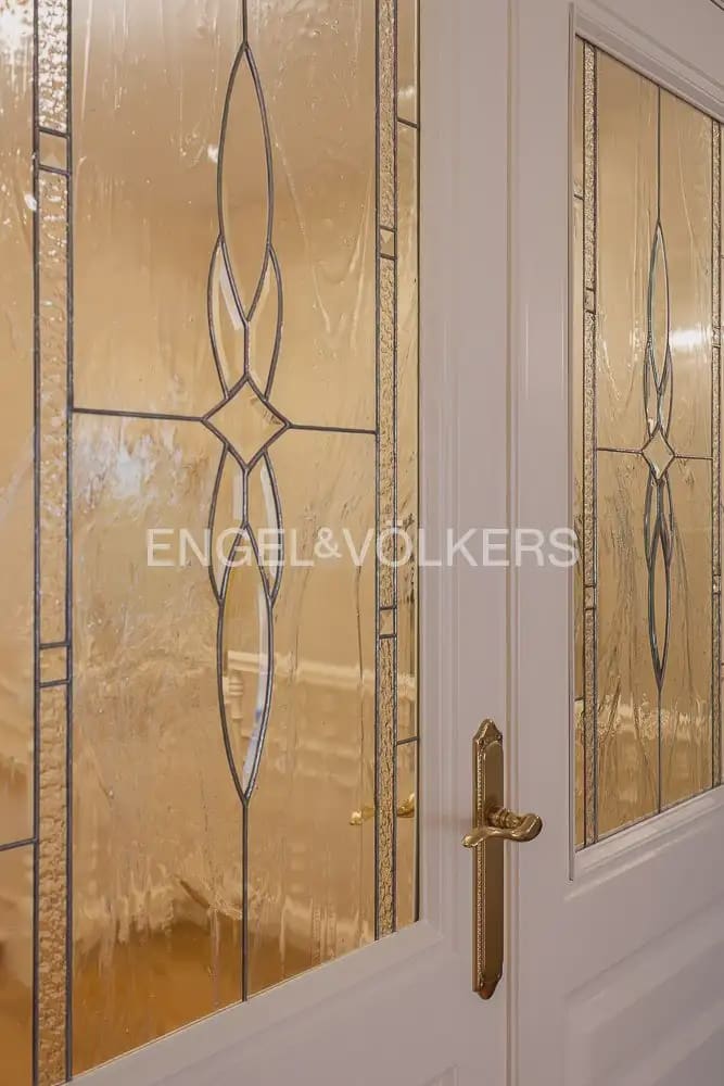 4 chambre Maison de Ville à vendre à Valence ville avec garage - 990 000 € (Ref: 9897973)