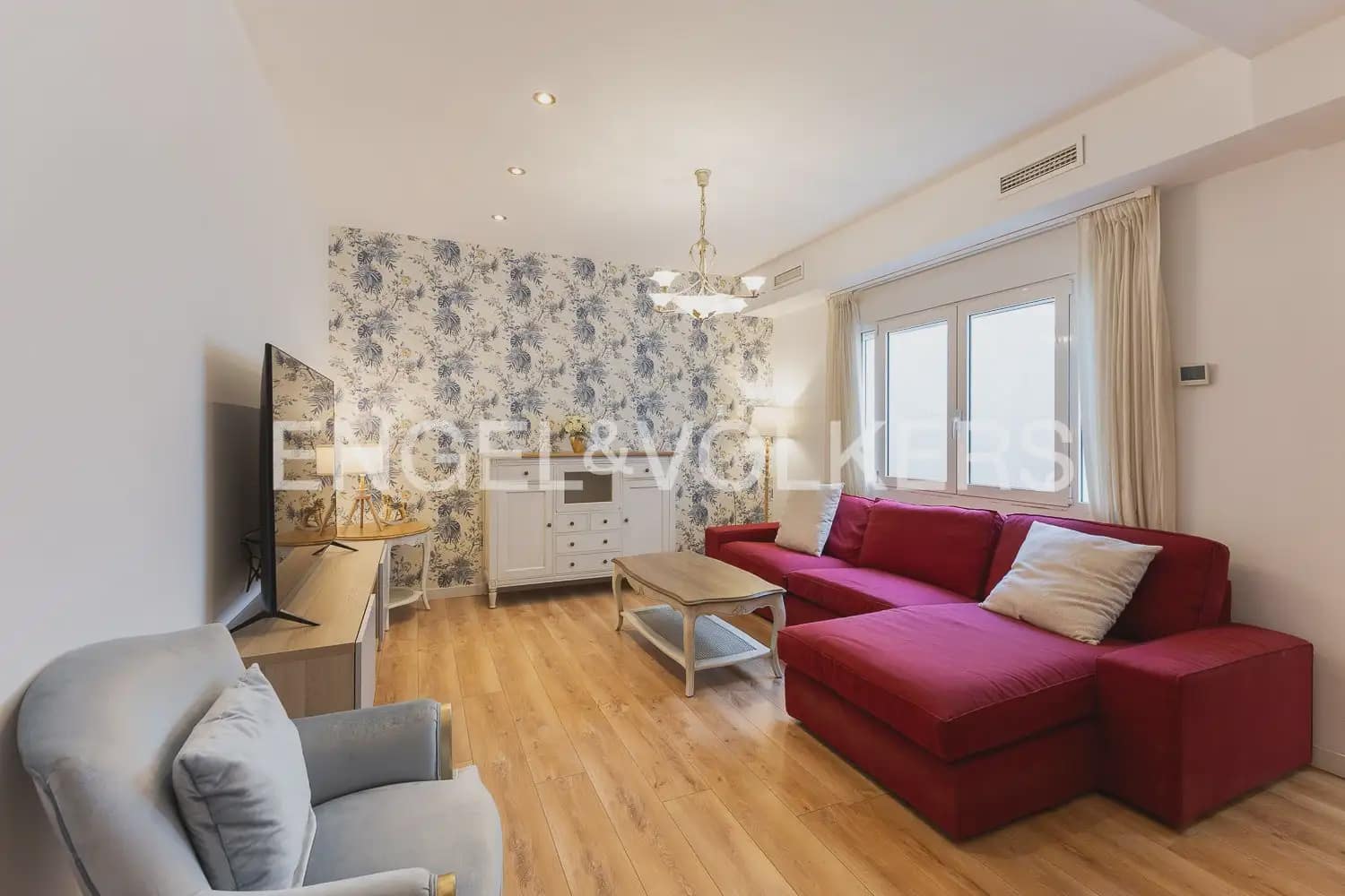 4 chambre Maison de Ville à vendre à Valence ville avec garage - 990 000 € (Ref: 9897973)