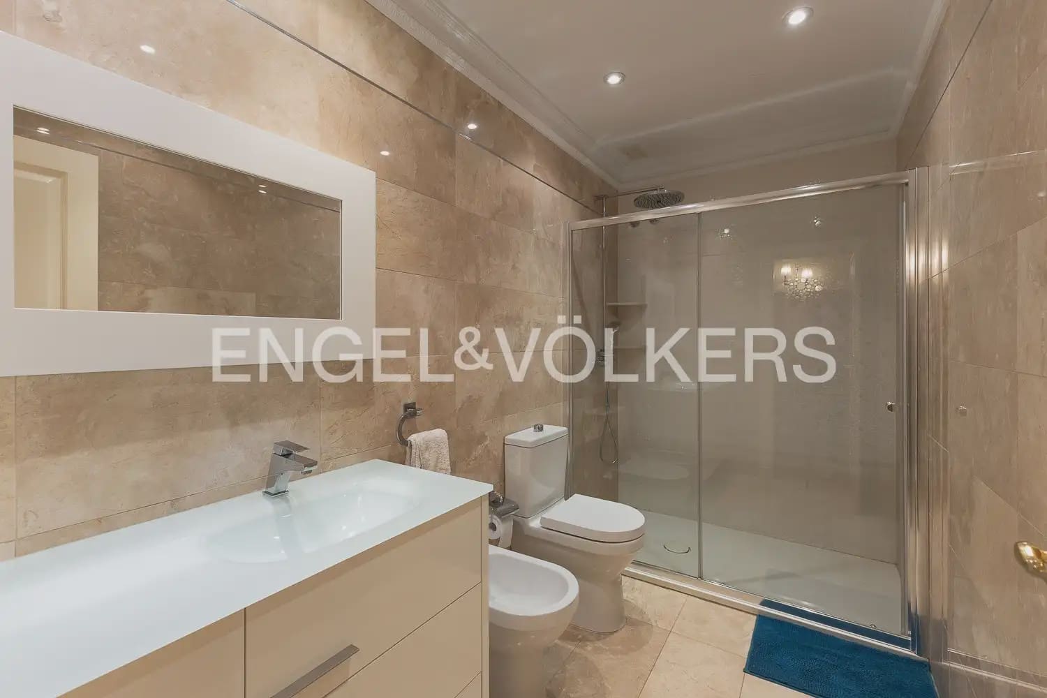 4 chambre Maison de Ville à vendre à Valence ville avec garage - 990 000 € (Ref: 9897973)
