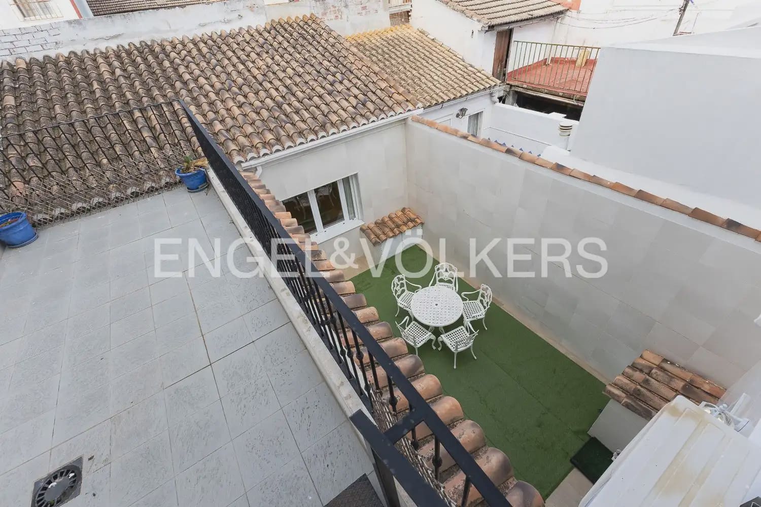 4 chambre Maison de Ville à vendre à Valence ville avec garage - 990 000 € (Ref: 9897973)