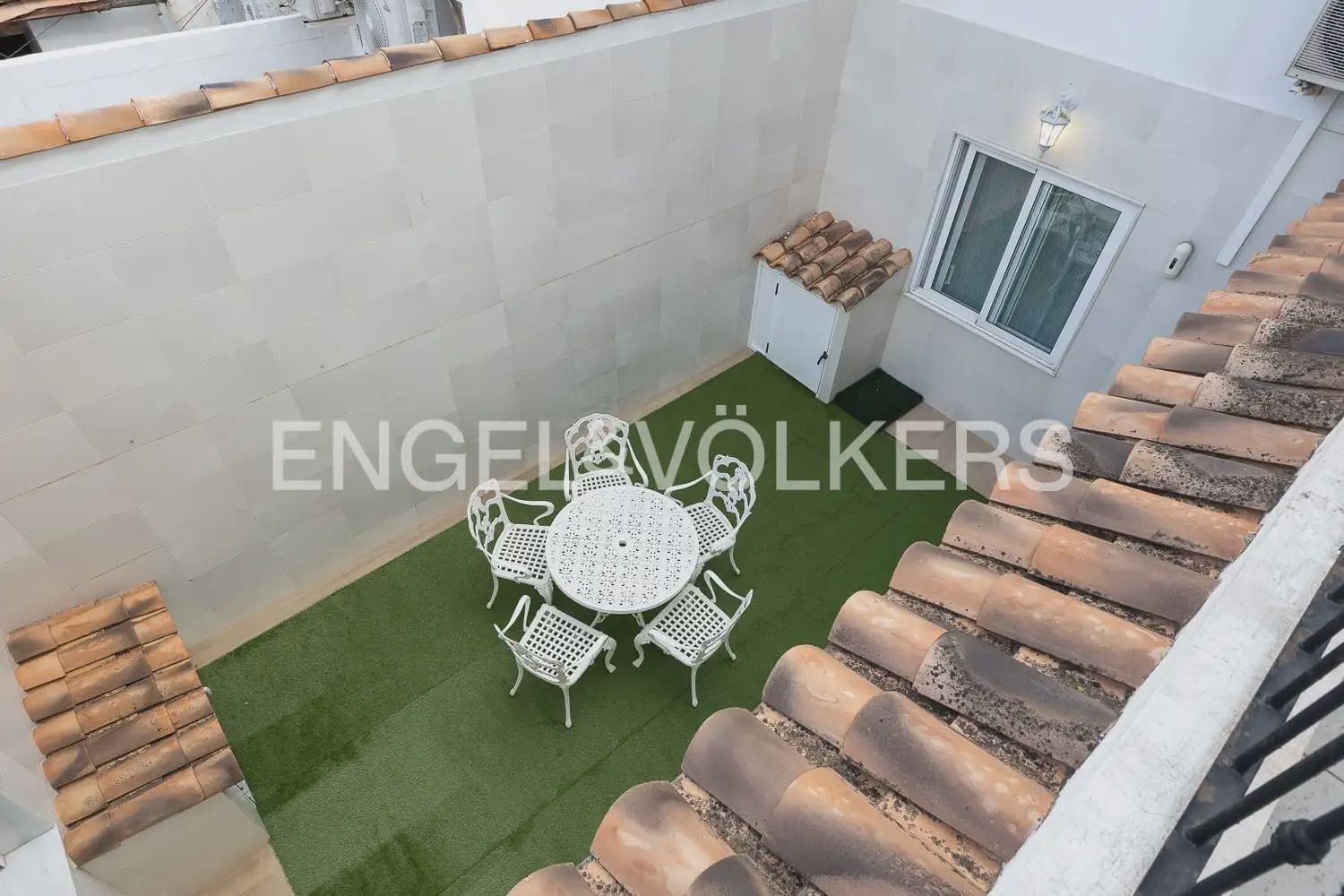 4 chambre Maison de Ville à vendre à Valence ville avec garage - 990 000 € (Ref: 9897973)